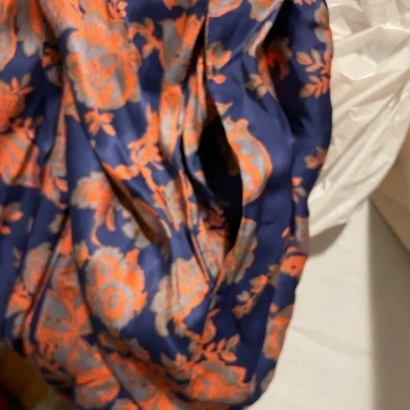 Chloe Kristyn floral 👗. - Picture 7 of 10